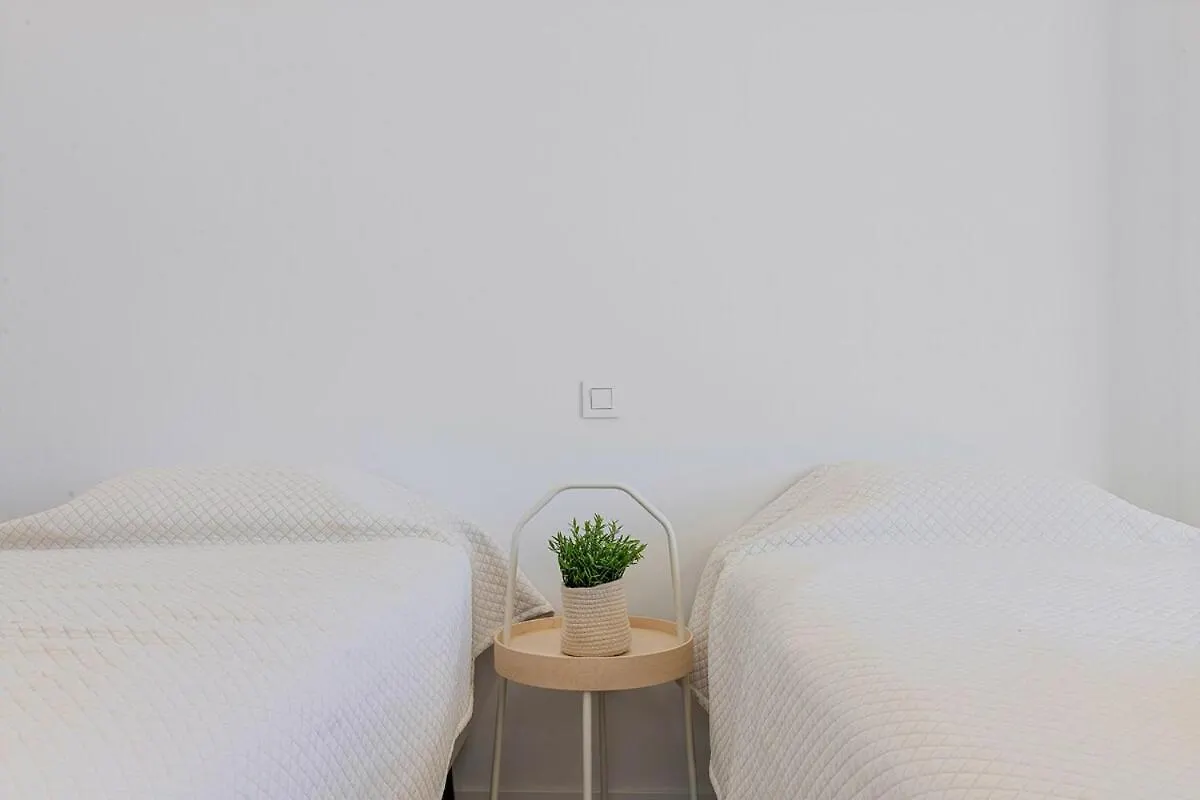 Beautiful New 2Bdr Apartment Фуэнхирола
